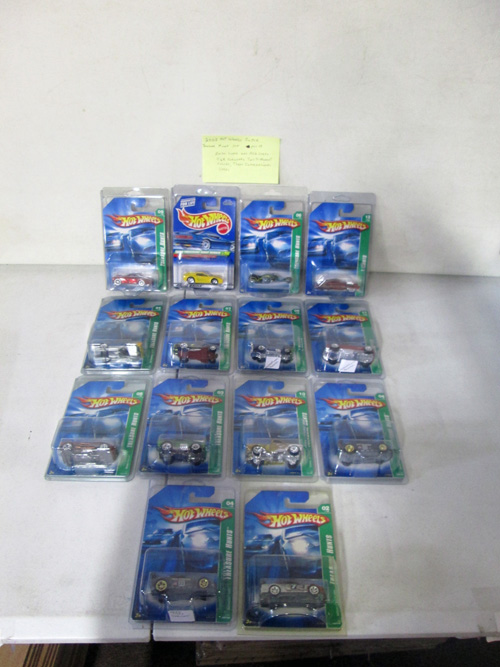 1000 piece hot wheels collection with 1995 treasure hunt set image 3