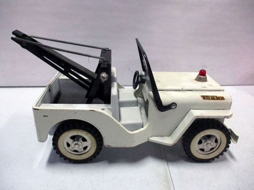 500 piece model Jeep collection image 17