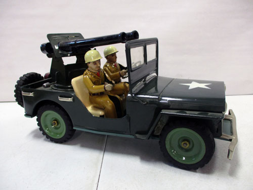 500 piece model Jeep collection image 3