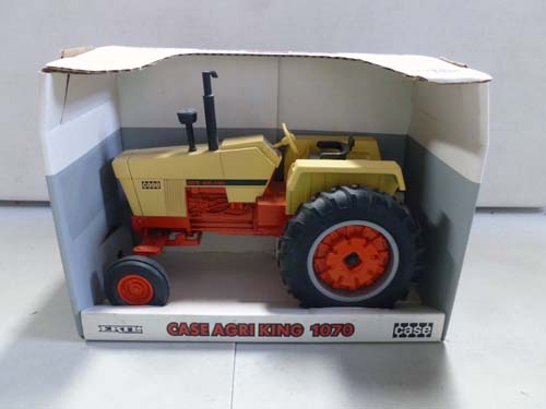 500 piece tractor collection iamge 1