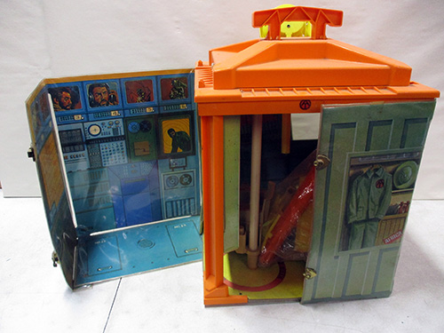 image of 1972 GI Joe Adventure Team Headquarters
