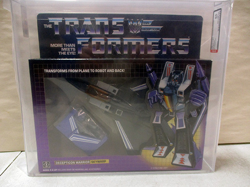 image of Transformers Decepticon Warrior Skywarp in Original Packaging AFA graded