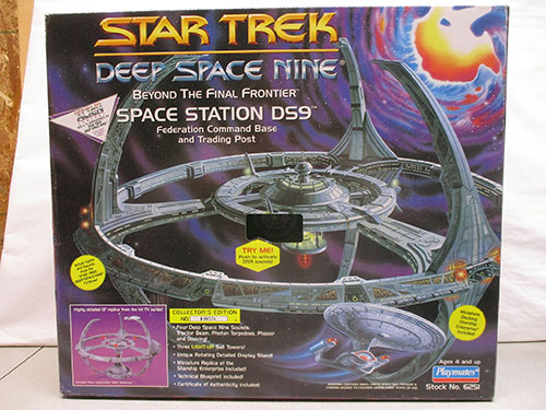 image of Playmates Star Trek: Deep Space Nine Space Station Set