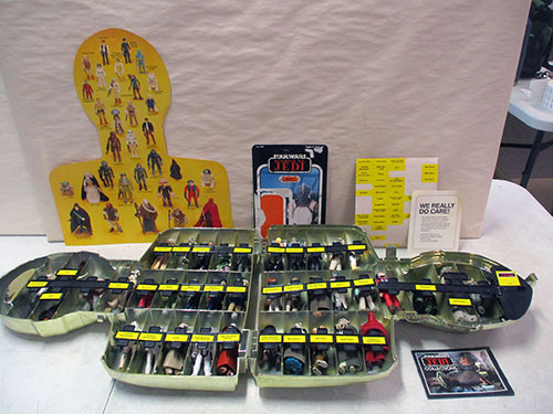 image of Star Wars Action Figures Collection with Carry Case