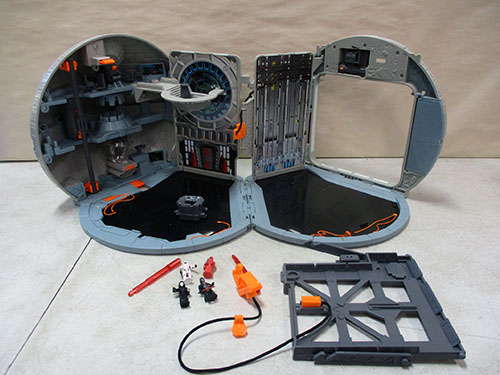 image of Star Wars Death Star Playset with Accessories