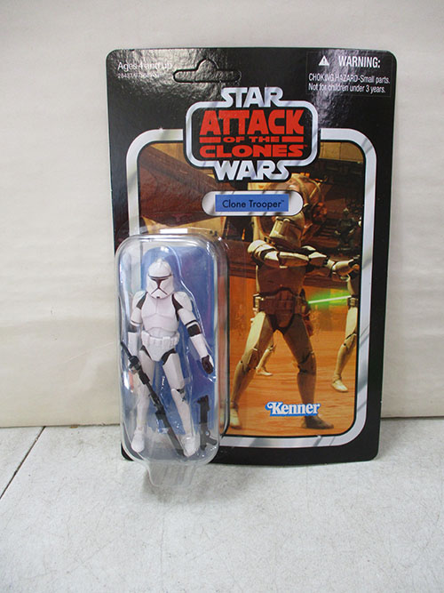 action figures statues image 3