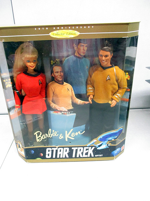 image of Barbie & Ken Star Trek Giftset