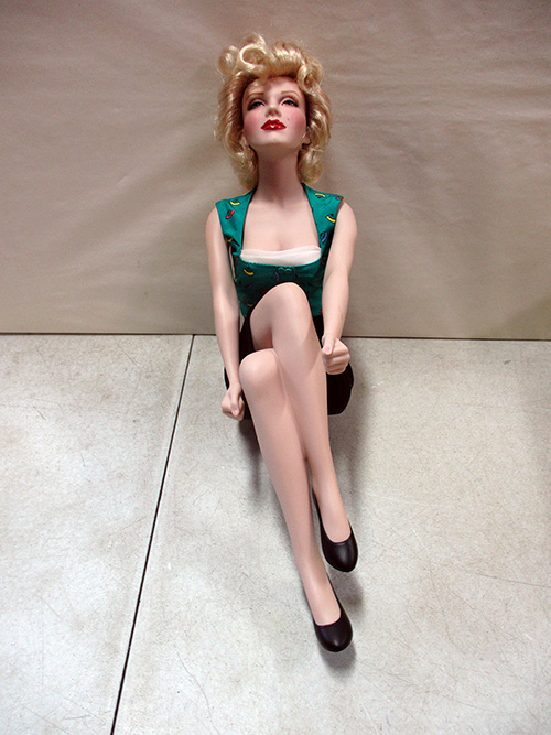 image of Franklin Mint Marilyn Monroe doll