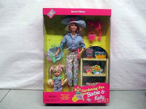 image of Gardening Fun Barbie and Kelly Special Edition Set