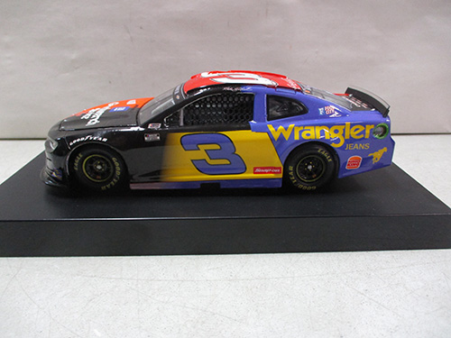 image of Dale Earnhardt Die-Cast NASCAR Model Car #3