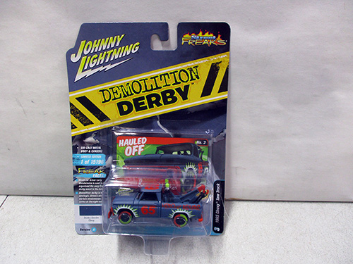 image of Johnny Lightning Demolition Derby Die-Cast Car