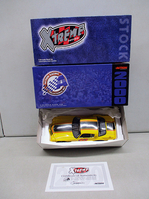 image of Alan Kulwicki Xtreme Series Die-Cast Car