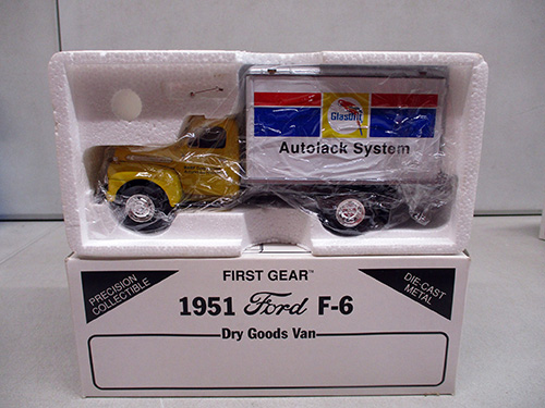 image of 1st Gear 1951 Ford F-6 Dry Goods Van Die-Cast Model