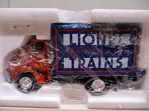 image of 1st Gear Lionel Electric Trains Delivery Truck Model