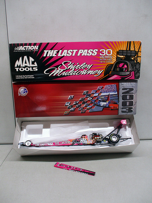 image of Shirley Muldowney The Last Pass 30 Years Top Fuel Dragster Model