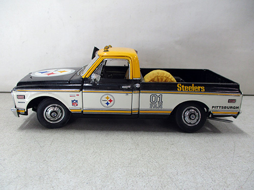 image of Danbury Mint Pittsburgh Steelers Diecast Pickup Truck Model