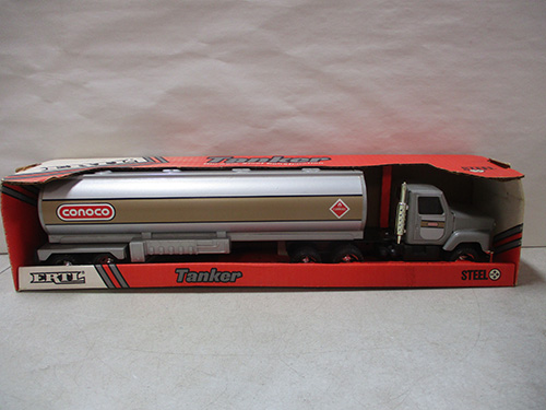 image of ERTL Conoco Tanker Truck Toy