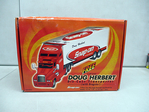 image of Snap-on Doug Herbert Die-Cast Transporter 1/64 Scale