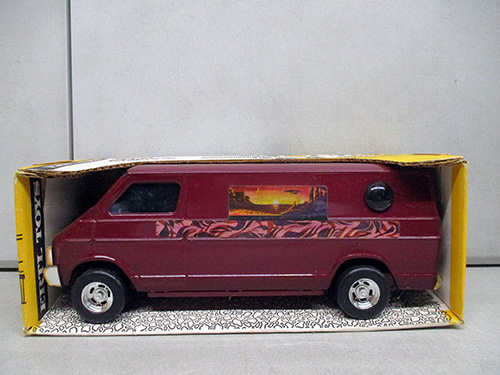 image of Ertl Die-Cast Red Van Model in Box