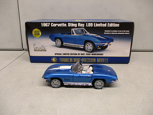 image of 1967 Corvette Sting Ray L89 Franklin Mint Diecast Model