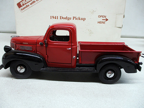 image of Danbury Mint 1941 Dodge Pickup Diecast Model