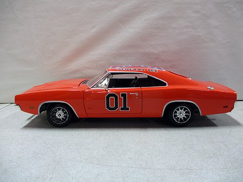 image of American Muscle Dukes of Hazzard General Lee Dodge Charger Model 1/18