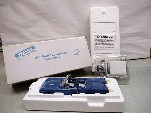 image of Danbury Mint 1958 Ford Thunderbird Convertible Model