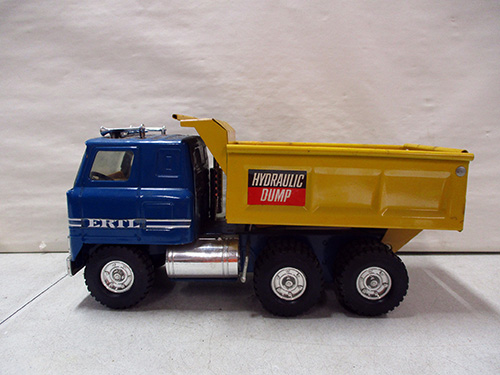 image of Ertl Hydraulic Dump Truck Die-Cast Model