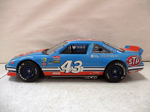 image of Richard Petty STP Grand Prix Diecast Car Model #43