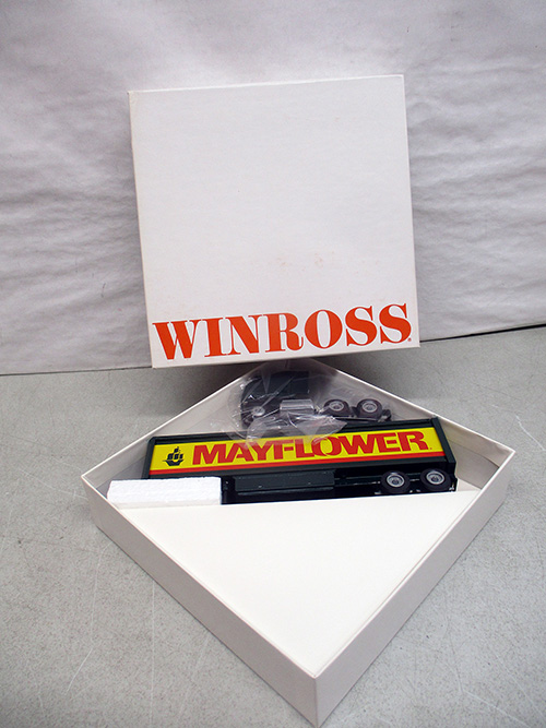 image of Winross Mayflower Truck Model in Original Box