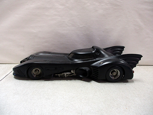 image of Hot Wheels Batman Batmobile 1/18