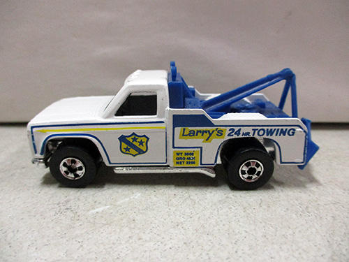 image of Hot Wheels Larry's 24 Hr Towing Die-Cast Tow Truck Model