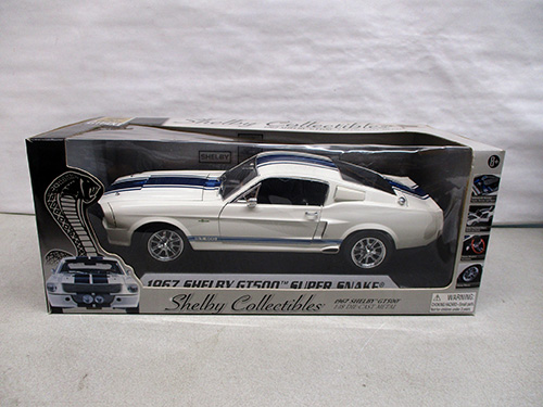 image of Shelby Collectibles 1:18 1967 GT500 Super Snake Model