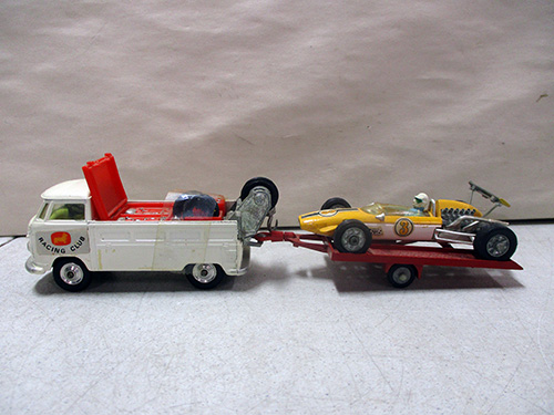 image of Dinky Toys VW Van and Formula 1 Racing Club Diecast Tow Truck Set