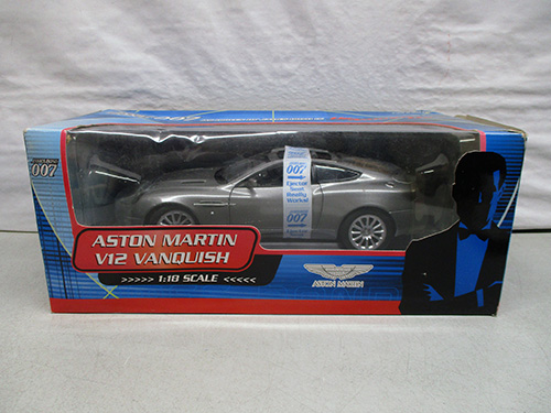 image of James Bond Die Another Day Aston Martin V12 Vanquish 1:18