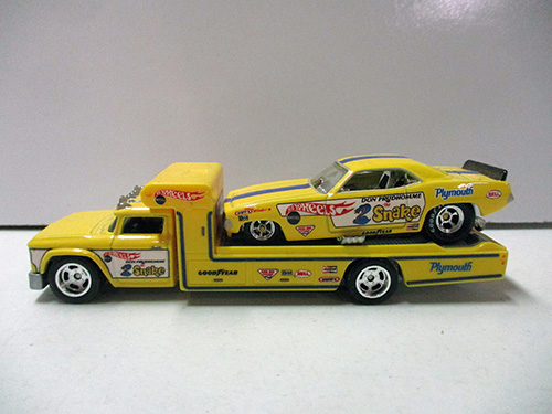 image of Hot Wheels Snake Mongoose Hauler with Plymouth Funny Car