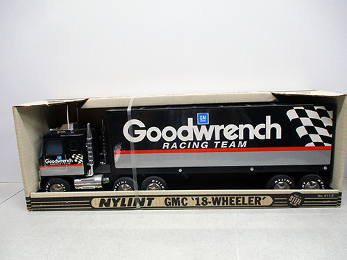 image of Nylint GMC Goodwrench Racing Team 18-Wheeler Truck