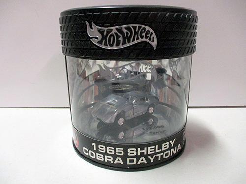 image of Hot Wheels 1965 Shelby Cobra Daytona in Display Case
