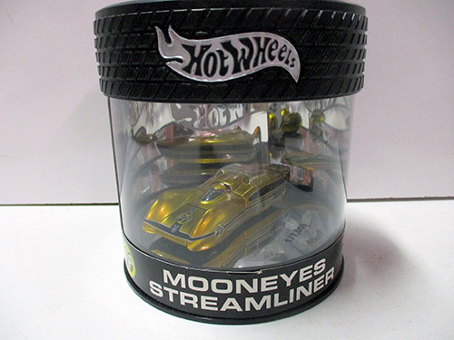 image of Hot Wheels Mooneye Streamliner Die-Cast Car in Display Case