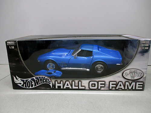image of Hot Wheels Hall of Fame 1963 Corvette 1:18 Scale