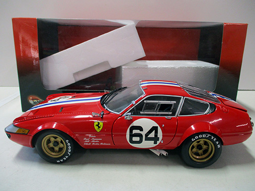 image of 1:18 Scale Ferrari Daytona Competizione Model