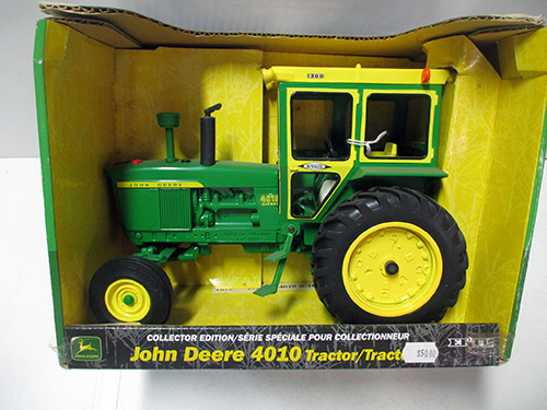 image of John Deere 4010 Collector Edition 1:16 Scale Model Tractor