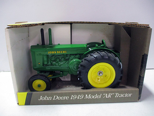 image of John Deere 1949 Model 'AR' Tractor Replica