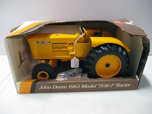 image of John Deere 1963 Model 5010 Tractor Toy in Original Box