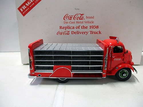image of Danbury Mint Coca-Cola 1958 Die-Cast Metal Delivery Truck Replica