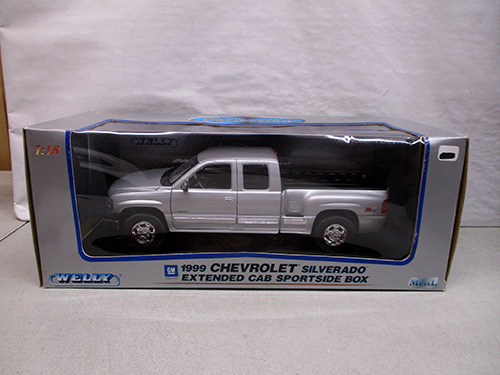 image of 1999 Chevrolet Silverado Die-Cast Model Truck
