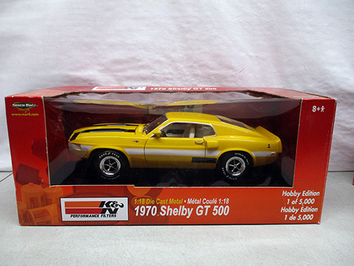 image of Motor Max 1:18 Scale Die-Cast 1970 Shelby GT 500 Model