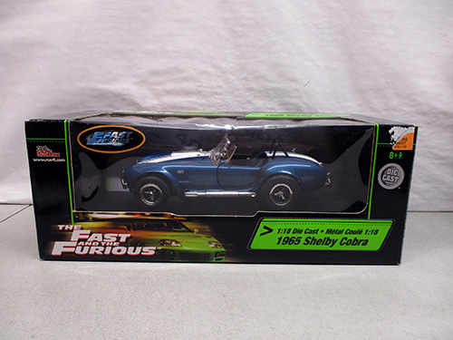 image ofAmerican Muscle 1:18 Scale 1965 Shelby Cobra Diecast Model 