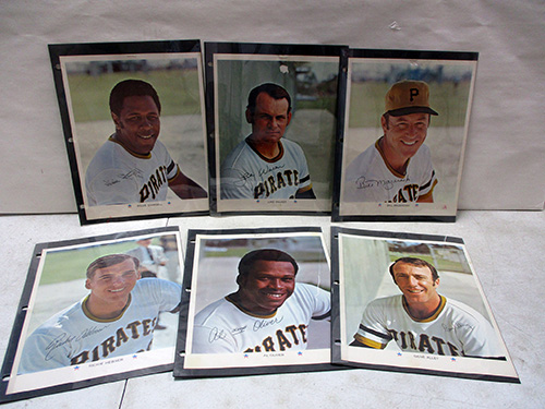 image of ARCO Pittsburgh Pirates Photographs Set with Roberto Clemente