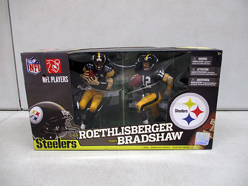 image of Roethlisberger and Bradshaw Figures